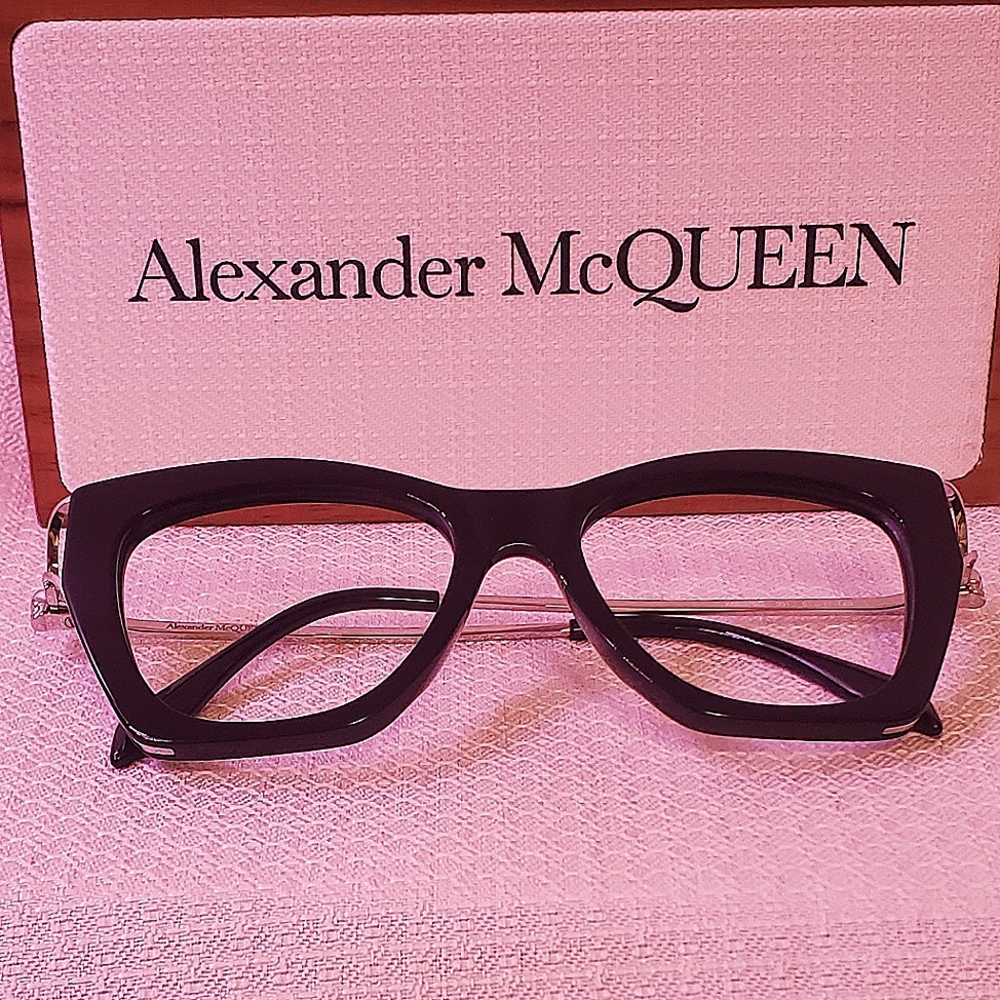 Alexander McQueen Bold Black Frames